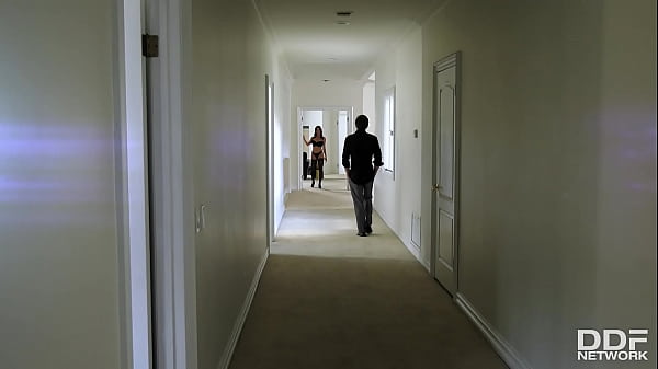 Milf Alexis Fawx Fucked by ayoung Stud  