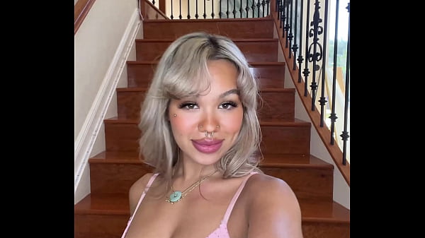 Luna Luxe Looking Cute In Her Sexy Underwear (Non-Nude)