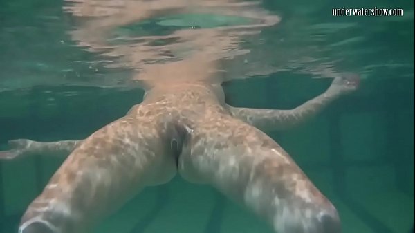 New teen on underwatershow