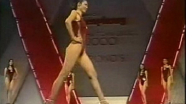 Miss VietNam - hoa hau ao tam