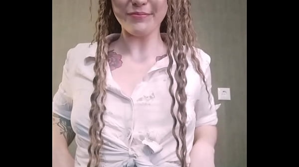 Shy Stepdaughter's Secret Desire