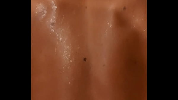 Cogen en el ba&ntilde;o