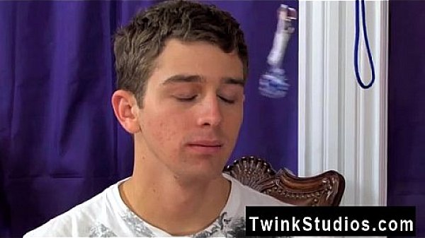 Gay sex Levon is listening to music and dancing and he wants Patrick 