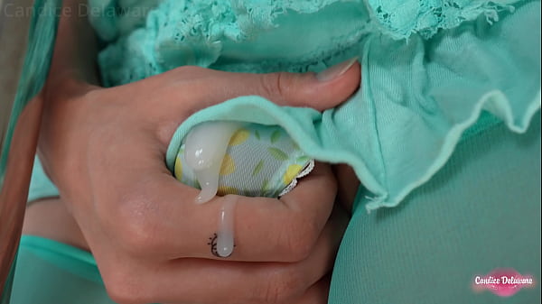 WARNING! this pervert penetrates girls on the bus from behind!!!