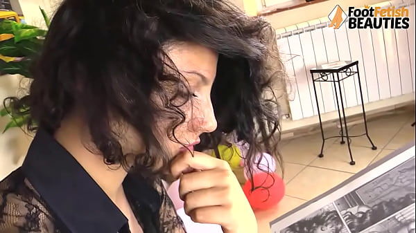 Ballet flats barefoot shoeplay fetish  