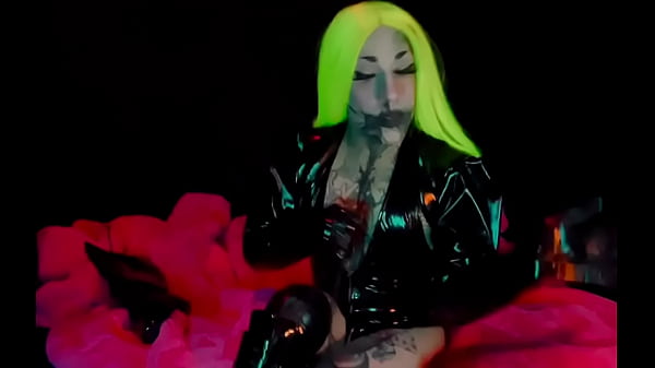 Alt Model TRASHQVEEN (sub today & cum all week)