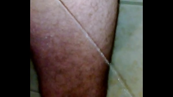 Sexysmaldick play piss