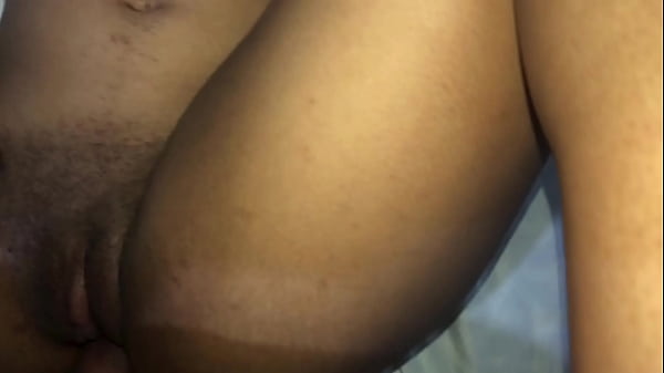 Me folle al hermano de mi vecina  