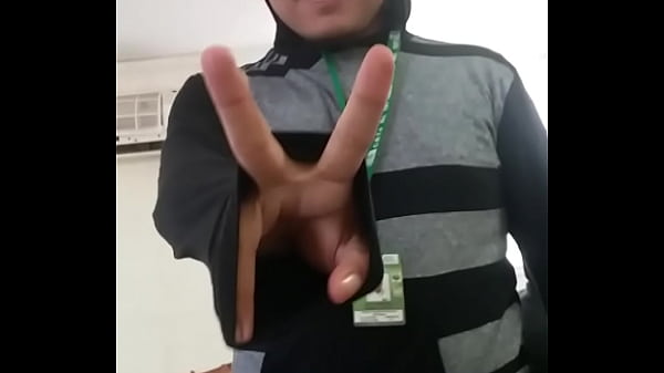 Joven de p. hace un baile exotica para su hembra