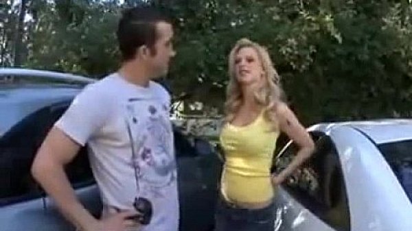 Tarra White She dinged Billys door