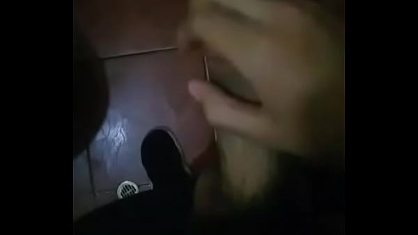 Chibolo muestra como la tiene  