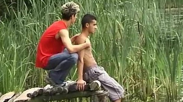 Lakeside twink coupling with a cum-splashed ending