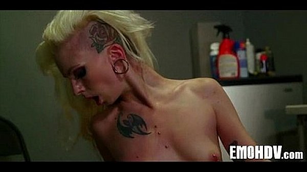 Emo babe with tats gets some dick 124  