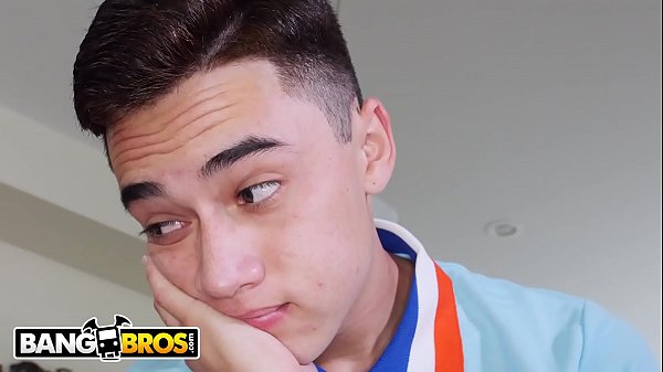 BANGBROS - Ebony Pornstar Rides A White Big Dick On Brown Bunnies 