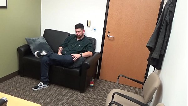 Jack cums huge on the hi initial interview