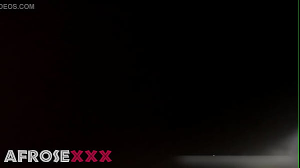 MILF &eacute;b&egrave;ne sexy donnant une pipe incroyable qui se sent vraiment bien - Partie 4