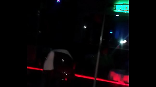 Se me calienta la puchita y se la doy al cliente ya quer&iacute;a verga 