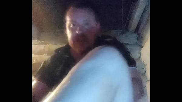 Полицейский  с маленьким членом любит мастурбировать на камеру))) 