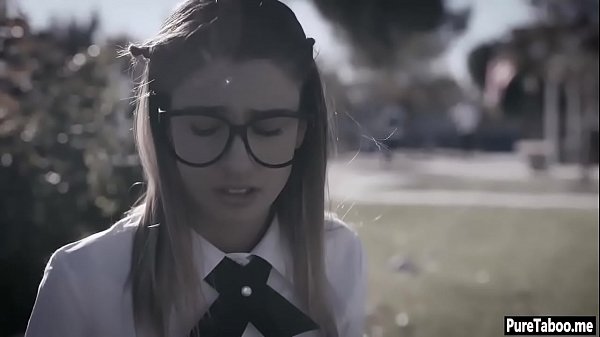 Petite DP banged by two bad boys hard dicks