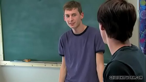 garcha en el aula de la escuela