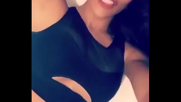 Bella-transexual-shemale-trans-morena-bru iza-Ibizahoney  