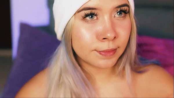 Colombian camgirl shows her beautiful body totally naked after fucking her boyfriend  