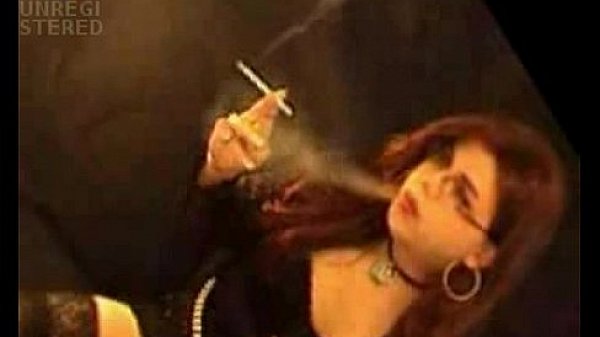 Smoking Shemale t-girl Michelle Love smoking t-girl smoking fetish - 5
