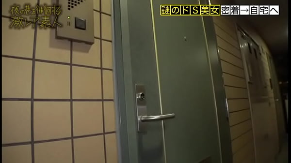 M男の相手をすることに悦びを覚える「リリカ」さん。乳首をこねられ、チンぐり返しにされ、アナルを舐められながらチ○ポをしごく！男は情けない声をあげて彼女に身を委ねてしまいます。 https://is.gd/BtHsX5