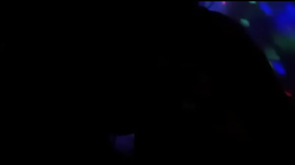 Maru haciendo lo que mas le gusta, soplar una poronga en su departamento de Buenos Aires