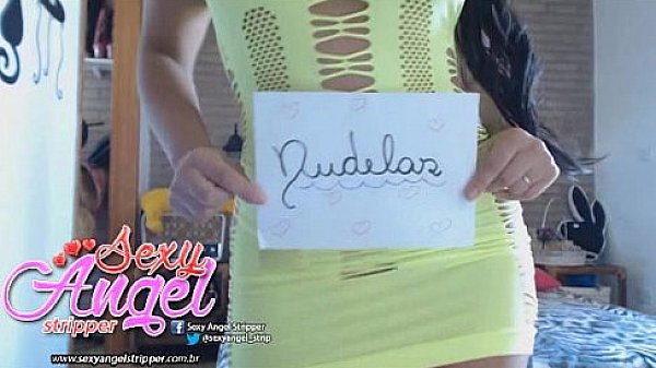 Sexy Angel dan&ccedil;ando pra galera do site Nudelas.com