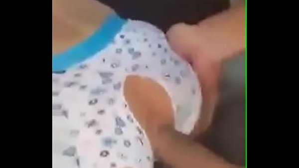 Comadre mi esposo se va a dar cuenta me faja el culo abierto