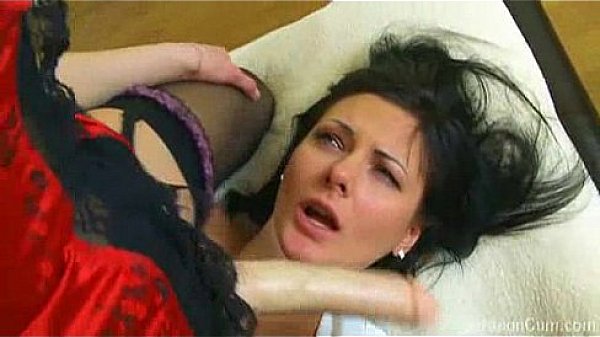 lesbians with cumming strapons  