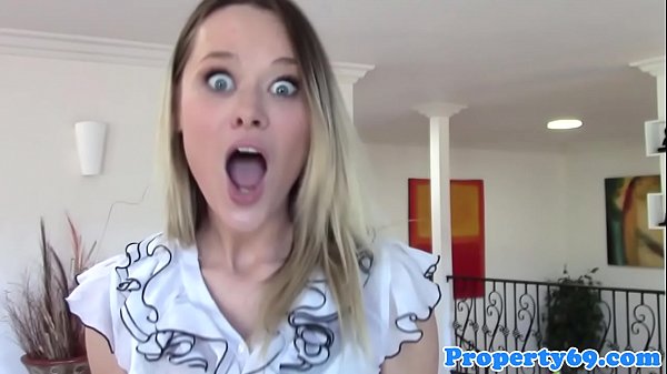 Realtor amateur showing house before blowjob  