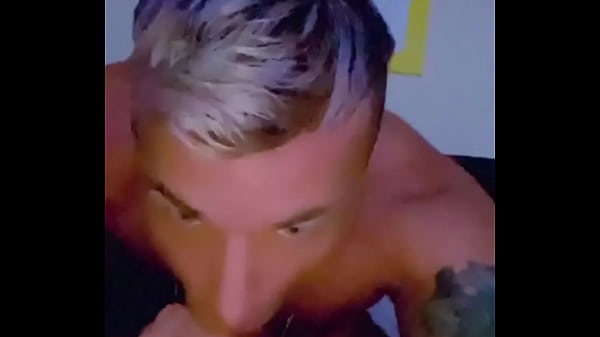 arthur mondelo bebendo a porra do tenente  