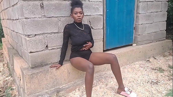 What hell is she doing in the bush?? ,,mustarbate in bush