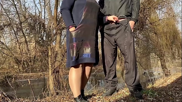 Fat stepmom sucks my cock after pissing