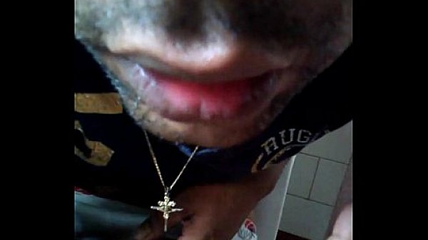me cumming and eating my cum (eu gozando e comendo minha porra) 
