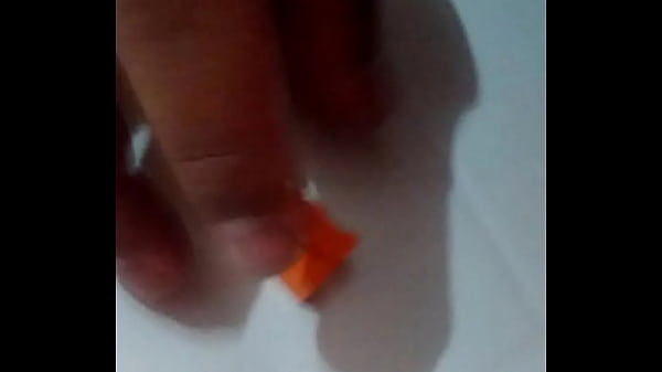 Novinha quadrada sendo enrabada e tomando gostoso  