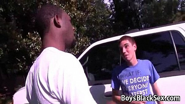 Black Muscular Gay Dude Fuck White Twink Boy - BlackOnBoys 16 