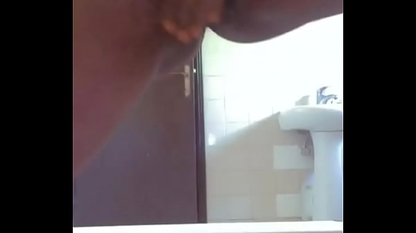 bathroom pussy play till i cum so hard