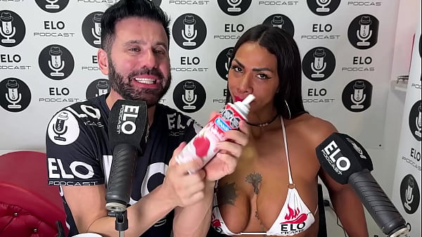 Vane Milf Fit calienta la previa del cuarto picante