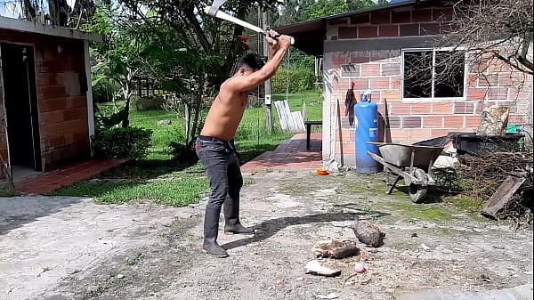 Wife is unfaithful with her husband's worker