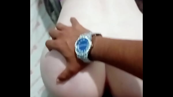 Botei a pika preta na loirinha