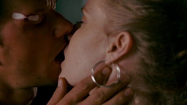 Amy Adams in THE FIGHTER  