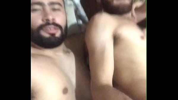 FUDENDO COM IRM&Atilde;O BAREBACK 