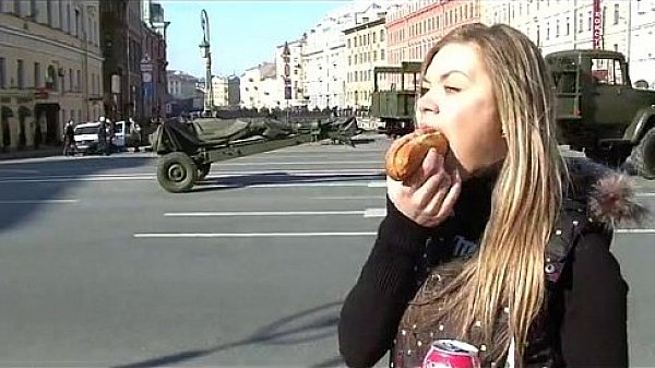 I am watching my gf play with cunt and fucking her beaver