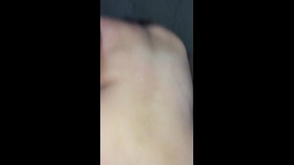 DANDOLE RICO A LA APODERADA 