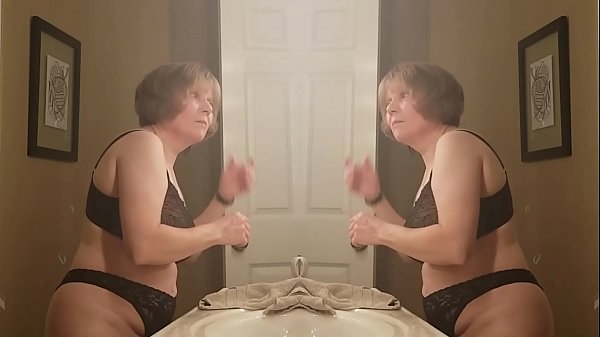 Spy on this GILF in the morning