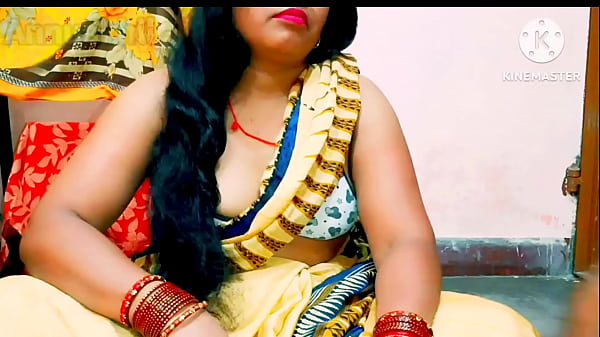 Bhabhi ko choda bhabhi ne apne boyfriend se chudwaya  