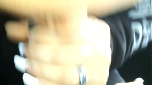 White bitch sucking bbc  